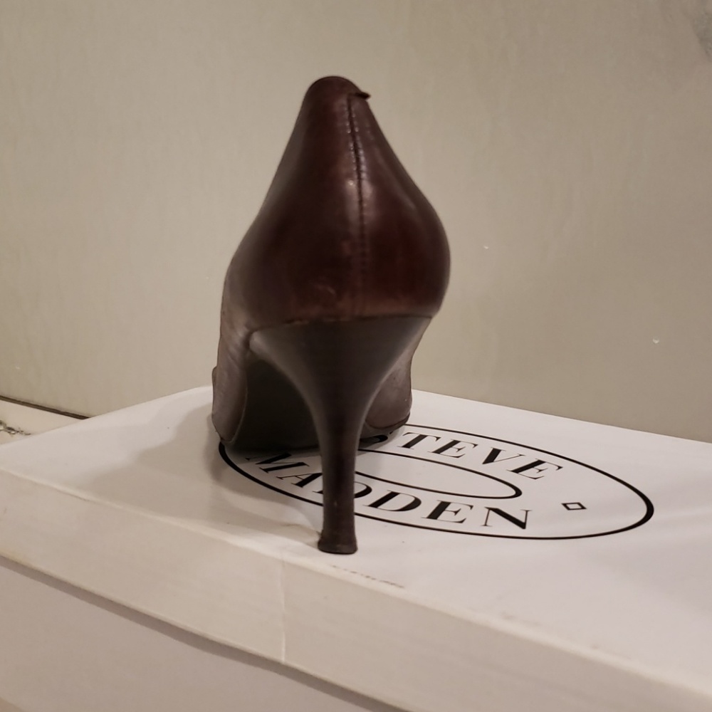 Heels - Picture 3 of 6